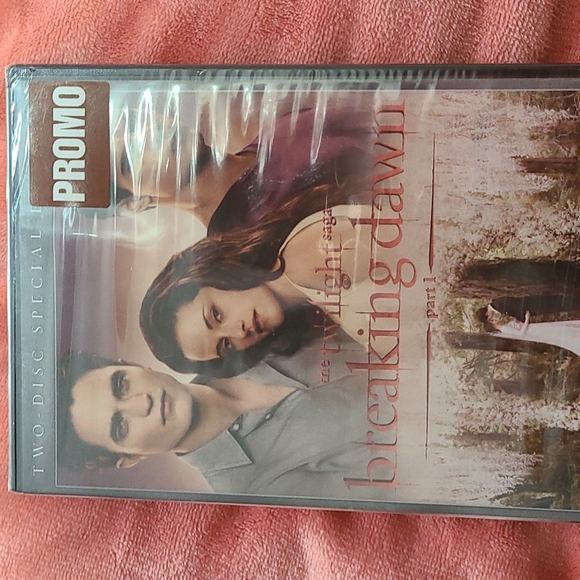 3 DVDs Twilight Series - Picture 3 of 6
